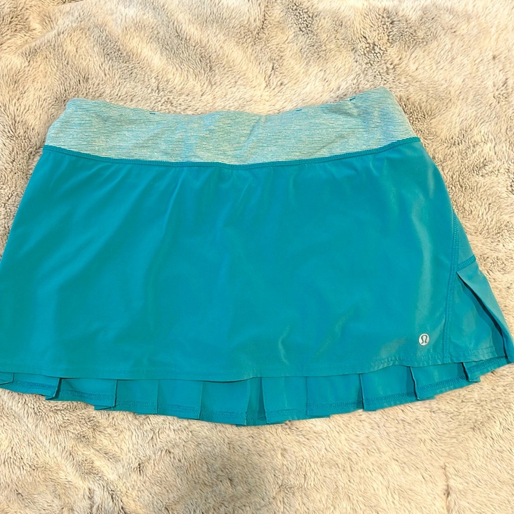 Lulu pleated skirt